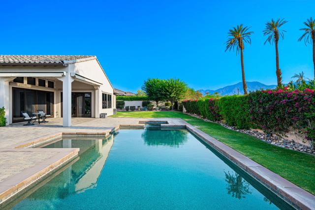 49481 Rock Rose Drive, Indio CA: https://media.crmls.org/mediaz/ebc77b7c-d025-4f12-bd74-70a3f6c300d4.jpg