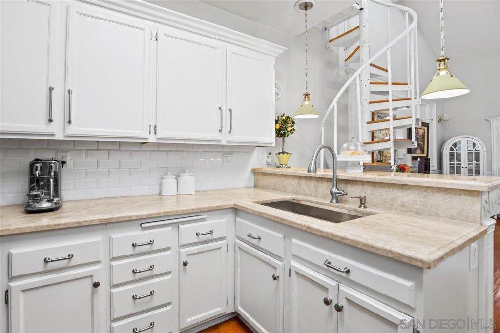 7274 Shoreline - photo 16