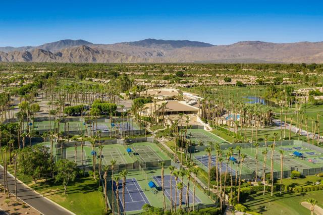 76761 Chrysanthemum Way, Palm Desert, CA 92211