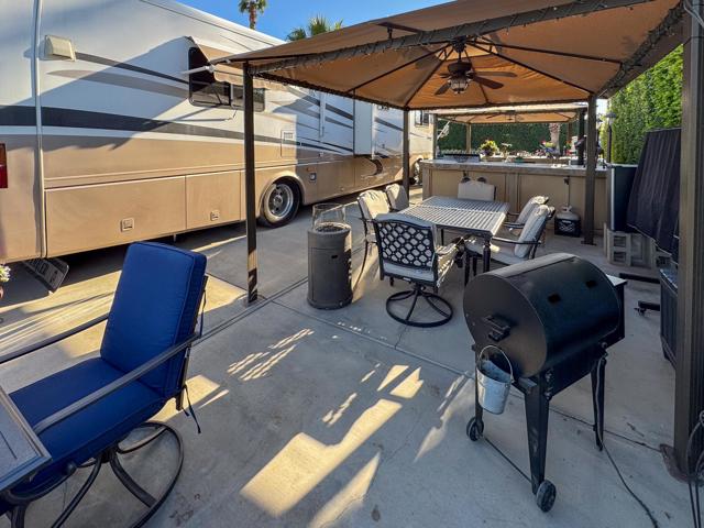 80394 Avenue 48, Indio CA: https://media.crmls.org/mediaz/ebc82407-12c8-4d41-84d5-ed9e9c3a6e58.jpg