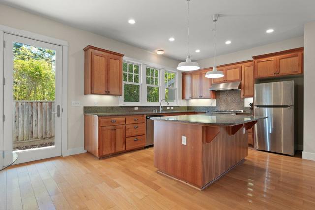 119 Tosca Terrace, Santa Cruz CA: https://media.crmls.org/mediaz/ebc8e79f-7da5-4f3e-82ca-91bff5f73147.jpg