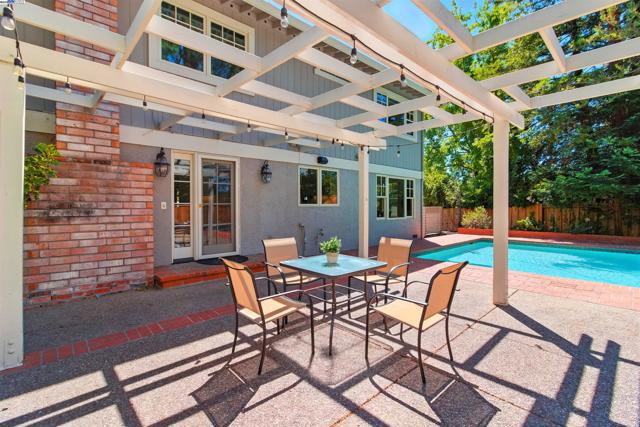 2673 Velvet Way, Walnut Creek CA: https://media.crmls.org/mediaz/ebc8f27f-231b-4253-85fc-15371410998e.jpg