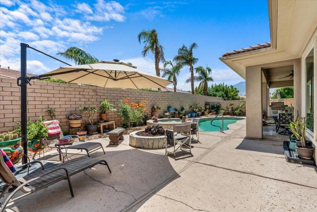 62 Via Del Pienza, Rancho Mirage CA: https://media.crmls.org/mediaz/ebc9944d-1bd5-44a8-9bb9-952b31b9d707.jpg