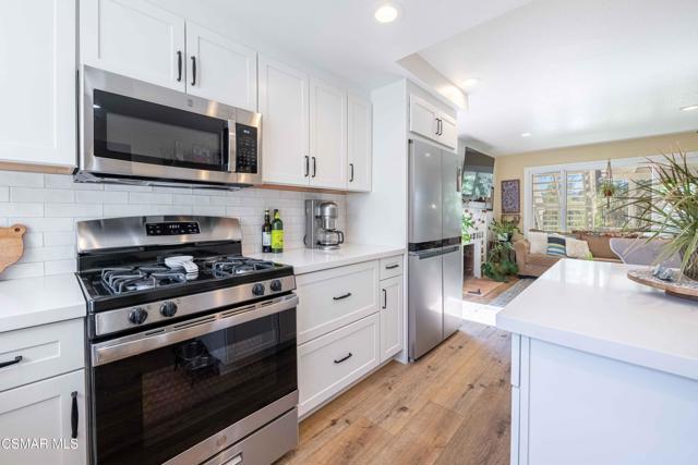 5625 Slicers Circle, Agoura Hills CA: https://media.crmls.org/mediaz/ebcb1bd4-d6af-4351-afdb-f93be2455d1e.jpg