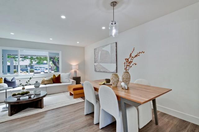 10211 E Estates Drive, Cupertino CA: https://media.crmls.org/mediaz/ebcb9a31-7e50-4fb2-8dcb-98ec56a7b58b.jpg