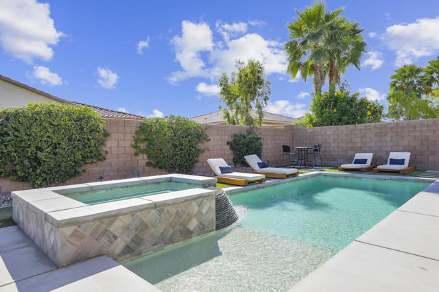 43402 Hazelton Lane, Indio, CA 92203