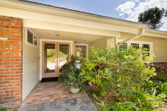 947 Camino Concordia, Camarillo CA: https://media.crmls.org/mediaz/ebcc4ea9-c9a6-4c30-abc3-12cf85e5b577.jpg