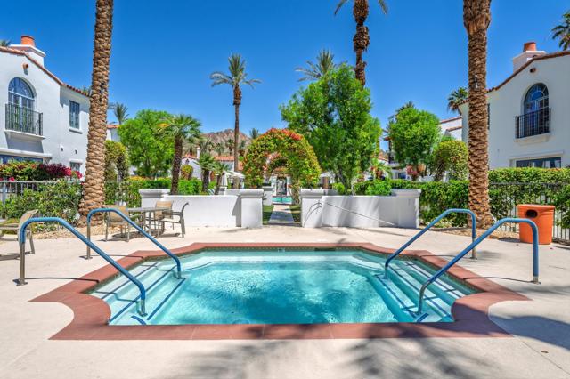 77500 Vista Flora, La Quinta CA: https://media.crmls.org/mediaz/ebcd0d60-f711-4679-a1d9-02502d001ac4.jpg