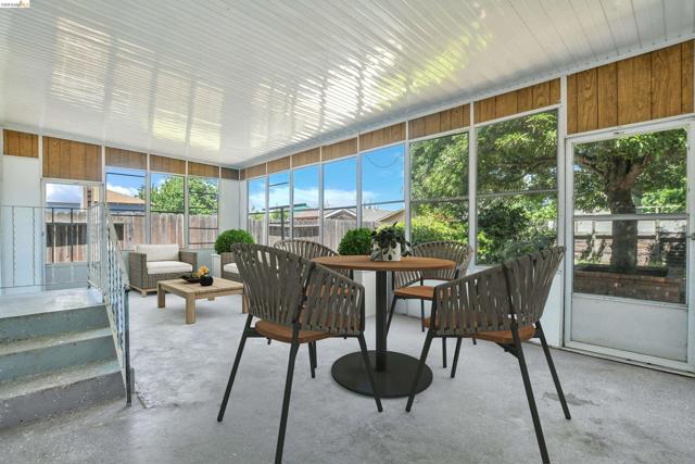 Image 27 of 40 For 120 Hillcrest Ave