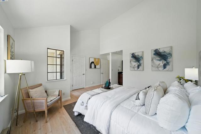 1116 Brewster Ave, Redwood City CA: https://media.crmls.org/mediaz/ebcd4c52-0e00-4ca2-af8d-e4de37e710e1.jpg