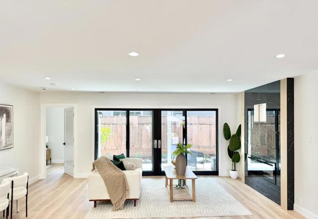 3845 East Lake Way, Redwood City CA: https://media.crmls.org/mediaz/ebcda70e-6c21-4de1-bfe4-f8fb142c2d7e.jpg