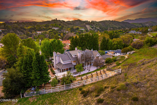6144 1/4 Chesebro Road, Agoura Hills CA: https://media.crmls.org/mediaz/ebcddd5a-49f0-42e7-8286-fe01632de4fe.jpg