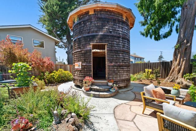 505 Cayuga Street, Santa Cruz CA: https://media.crmls.org/mediaz/ebcf8294-4ca0-43a0-bc57-9cb88c7d13a2.jpg