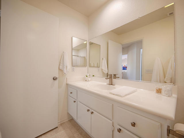82550 Delano Drive, Indio CA: https://media.crmls.org/mediaz/ebd09c3f-c971-45f1-865e-d62467440ba7.jpg