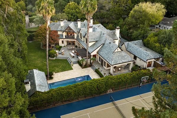 2 Carolina Lane, Atherton CA: https://media.crmls.org/mediaz/ebd2538d-0ca0-4c33-aa80-9ae134dbd9d1.jpg