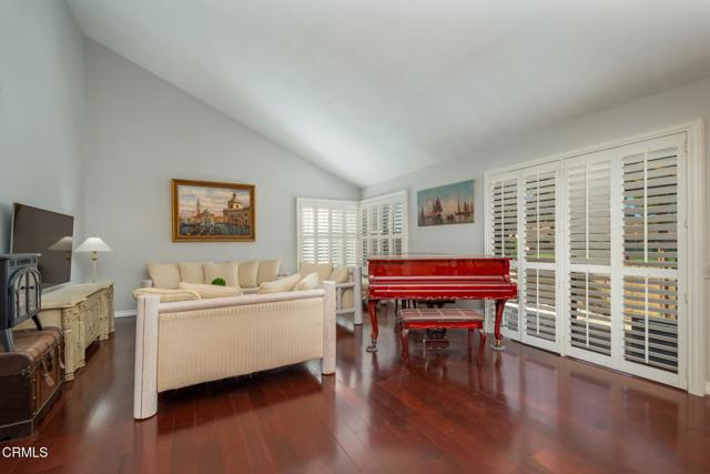 Detail Gallery Image 11 of 40 For 34121 Village 34, Camarillo,  CA 93012 - 2 Beds | 2 Baths