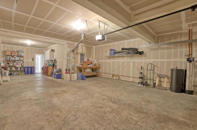 1250 Sunrise Drive, Gilroy CA: https://media.crmls.org/mediaz/ebd398f4-db38-425d-9c86-9b0019eb8dbc.jpg