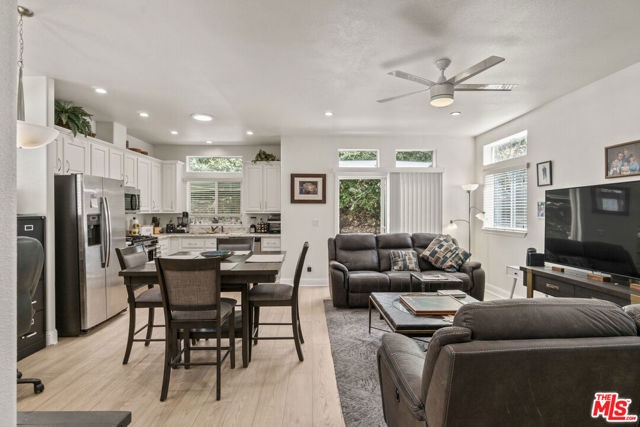 4201 Topanga Canyon Blvd., 51 photo 5