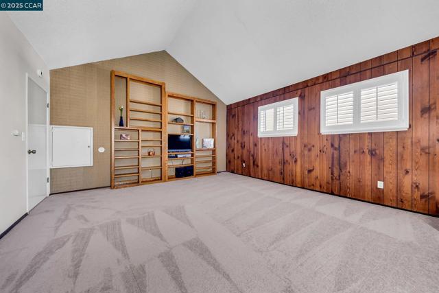 1310 Lewis Ln, Pinole CA: https://media.crmls.org/mediaz/ebd4240c-4d02-41e8-89ec-1903c5a6e60f.jpg