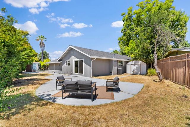 1488 Sunland Court, San Jose CA: https://media.crmls.org/mediaz/ebd4b0be-581c-4c29-9896-fb9f532e3a9e.jpg