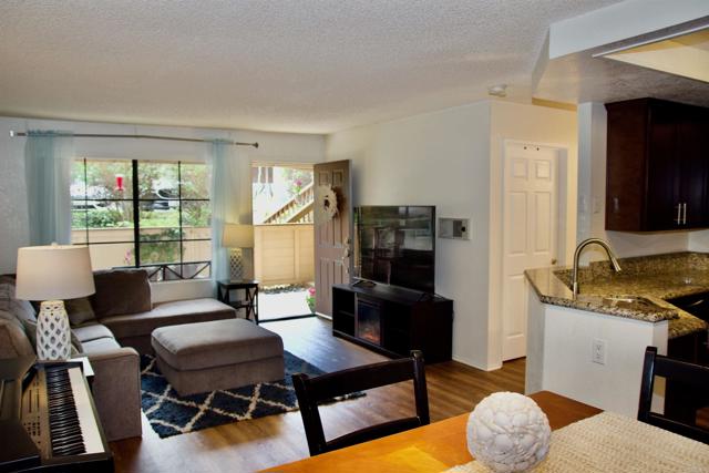 Image 4 of 20 For 12530 Carmel Creek Road 141