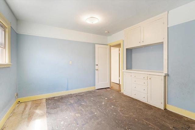 806 Seabright Avenue, Santa Cruz CA: https://media.crmls.org/mediaz/ebd5ef45-a547-445d-a025-27b675ff5b46.jpg
