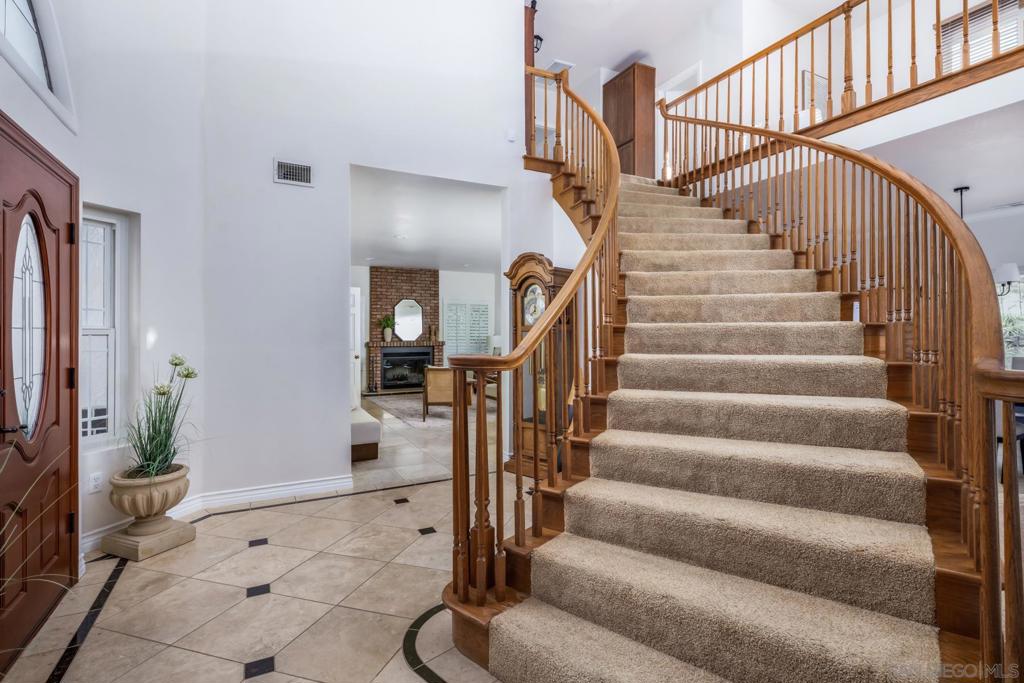 6823 Corintia St - photo 17