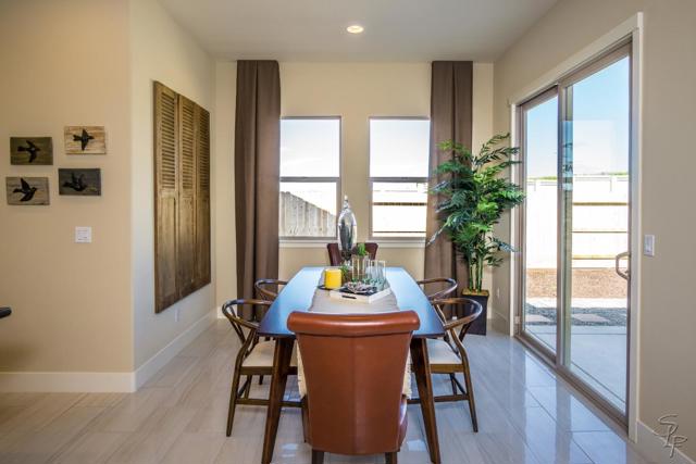 864 Carmelina Court, Hollister CA: https://media.crmls.org/mediaz/ebd68b49-bd61-4cb0-9cb0-96f1a18b1797.jpg