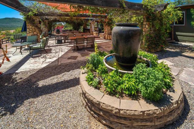 25260 E Old Julian Hwy, Ramona CA: https://media.crmls.org/mediaz/ebd7861e-b599-4829-b6c8-2fa4492d0df7.jpg