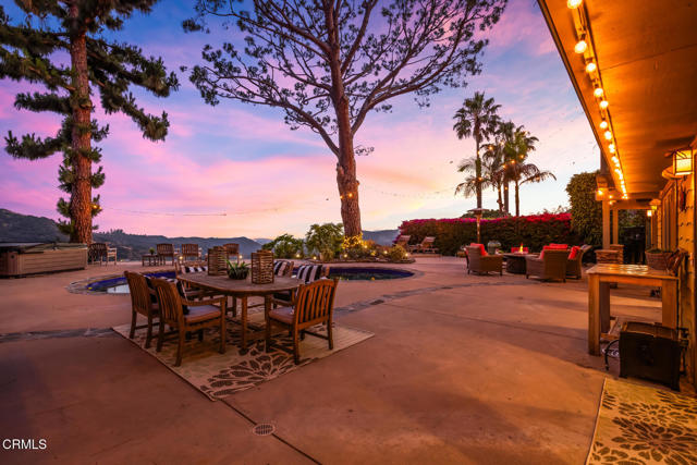 3626 Saint Elizabeth Road, Glendale CA: https://media.crmls.org/mediaz/ebd8a163-beed-4a89-998c-ea3346b62028.jpg