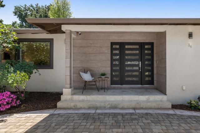34 Carriage Court, Los Altos CA: https://media.crmls.org/mediaz/ebd8dd24-2a96-40ca-9c8f-9a43186673d0.jpg