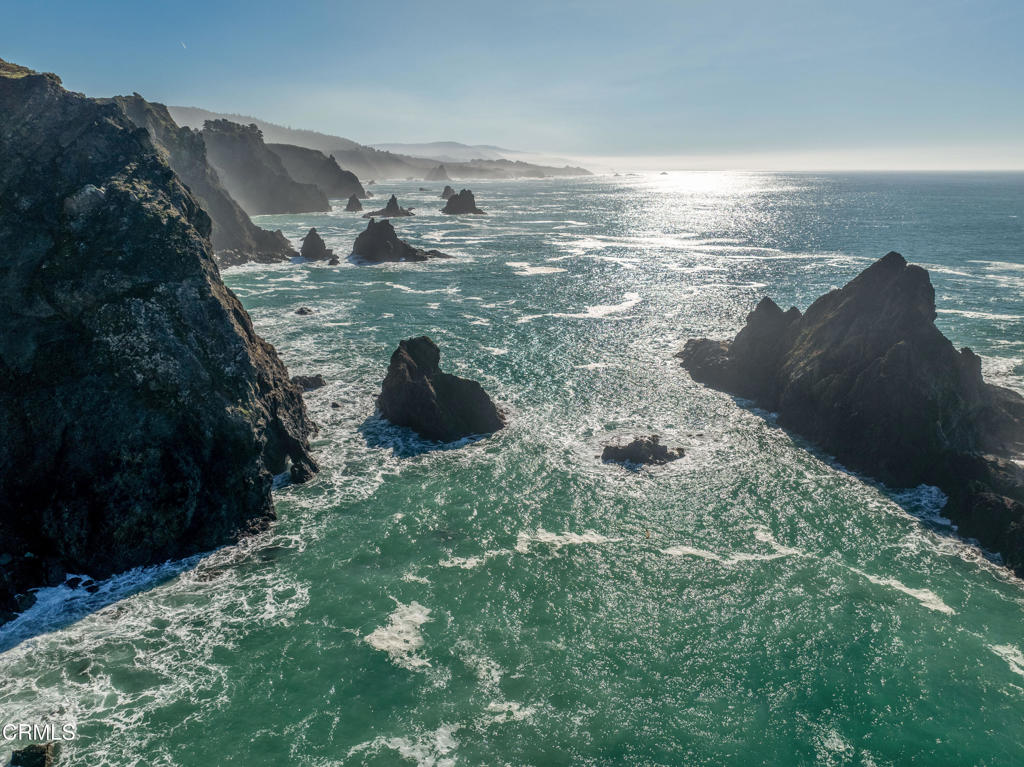 https://media.crmls.org/mediaz/ebdb6ff5-e1fd-43fc-a64a-554e15a72f7d.jpg?preset=X-Large