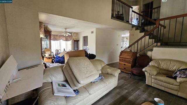 80 Mims Ave, Bay Point CA: https://media.crmls.org/mediaz/ebddc68d-1d43-411d-a0c5-2c002404488b.jpg