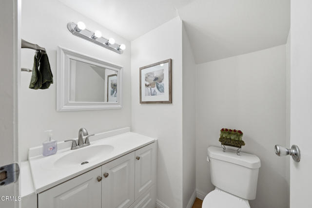 Detail Gallery Image 15 of 27 For 10260 Plainview Ave #12,  Los Angeles,  CA 91042 - 3 Beds | 2/1 Baths