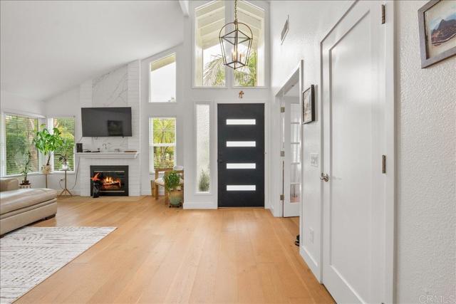 Detail Gallery Image 18 of 27 For 2801 Jacaranda Ave, Carlsbad,  CA 92009 - 4 Beds | 2 Baths