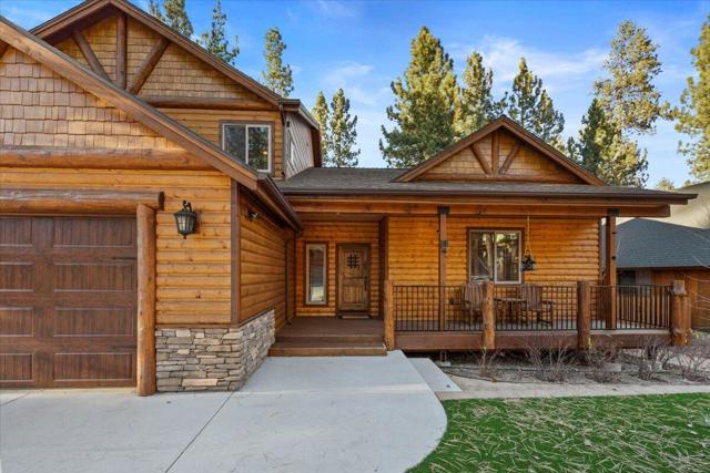 41562 Stone Bridge Road, Big Bear CA: https://media.crmls.org/mediaz/ebded2e0-0c65-4a55-b751-37fa68c25024.jpg