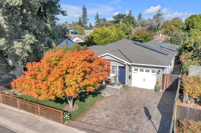 543 Toft Street, Mountain View CA: https://media.crmls.org/mediaz/ebdf9e92-87f5-4c38-9576-09bc5111bc29.jpg
