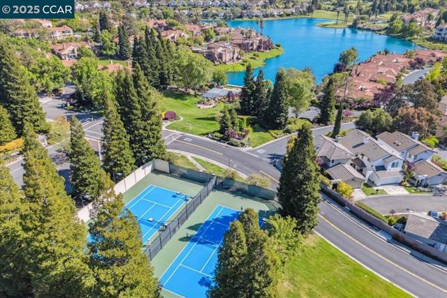 771 Lakemont PL, San Ramon CA: https://media.crmls.org/mediaz/ebe12262-5a80-4a62-9157-370351fc6f56.jpg