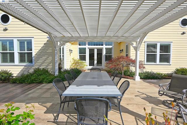 Image 39 of 59 For 2221 Leccino Ct