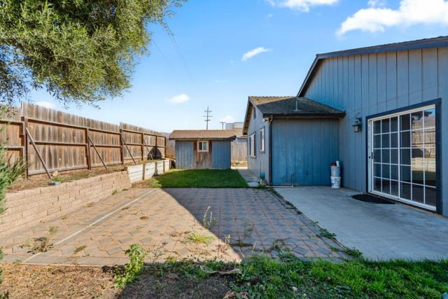 827 Terraza Street, Soledad CA: https://media.crmls.org/mediaz/ebe1cff8-8249-4303-ada6-fb9d55c61162.jpg