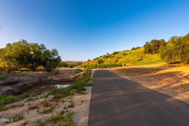 Detail Gallery Image 16 of 18 For 15295 Middle Ranch Rd, Moorpark,  CA 93021 - – Beds | – Baths