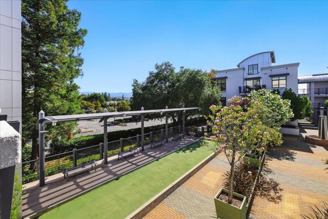 10745 N De Anza Boulevard, Cupertino CA: https://media.crmls.org/mediaz/ebe32f8d-9154-4490-b908-ad24f8aa0b68.jpg