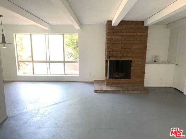 1021 HILL Street, 5 photo 7