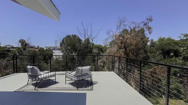1028 30 Lincoln Ave, San Diego CA: https://media.crmls.org/mediaz/ebe44e15-5142-415f-ac0b-cfc6ea7f2877.jpg