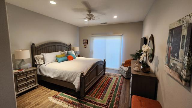 1002 Alta Cresta, Palm Springs CA: https://media.crmls.org/mediaz/ebe4c75e-412f-4fba-b3a3-4e50be26524e.jpg