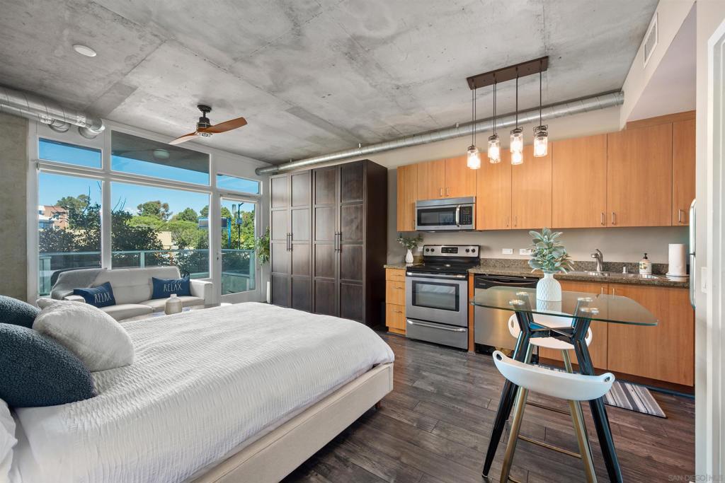 1080 Park Blvd. - photo 2