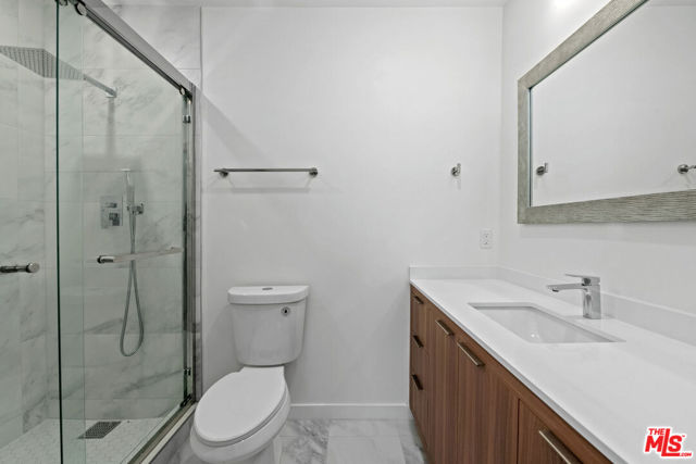 2447 N Beachwood Drive, Los Angeles CA: https://media.crmls.org/mediaz/ebe4e933-5f73-458f-90fd-b2eba03437cd.jpg
