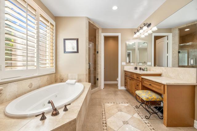 78702 Sophia Circle, Bermuda Dunes CA: https://media.crmls.org/mediaz/ebe4f169-bc17-41e4-b77a-abfae8332e75.jpg
