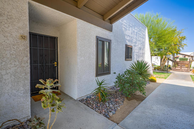 Image 34 of 36 For 290 San Jose Road 52
