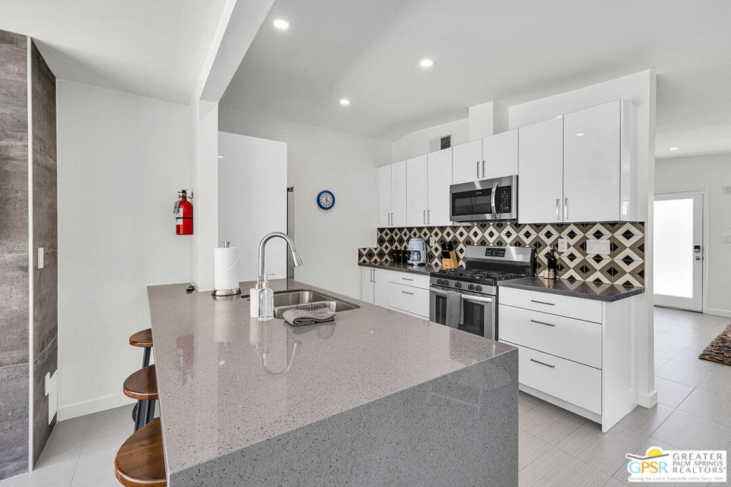 MLS #25599325PS image #16